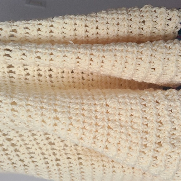 Handmade Crochet Poncho 🧶 - Picture 7 of 10